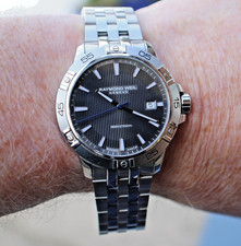 Raymond Weil Mens Tango /Papers in Fabulous Condition.