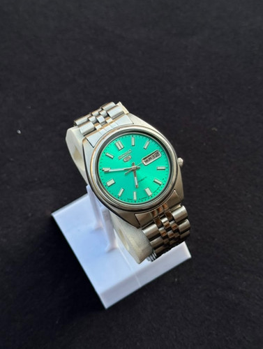 Vintage seiko cal 7009 - vintage,