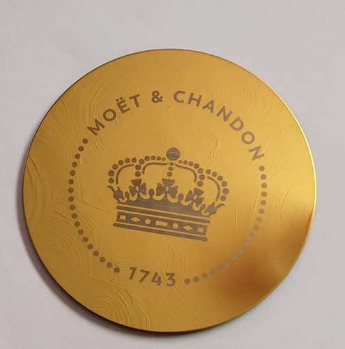 Moet chandon champagne gold - moet,