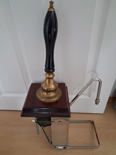 Homark vintage beer pump bar - beer,
