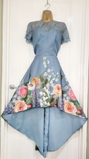 Chi Chi London Size 10 blue