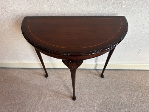 Elegant half moon demilune - half,