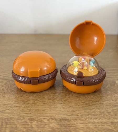 Vintage 1996 mcdonalds locket - mcdonalds,