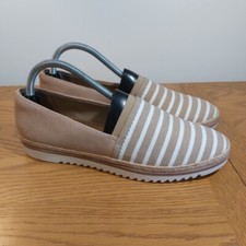 CLARKS Ultimate Comfort