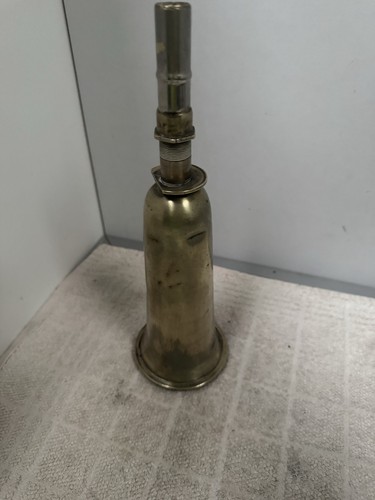 Vintage car horn - car, desmo