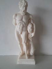 Hecules Statue / Greek