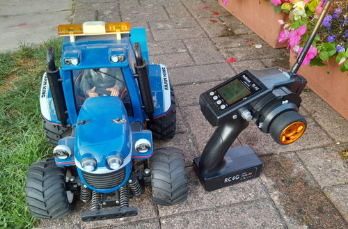 Tamiya scale radio - 1/10,
