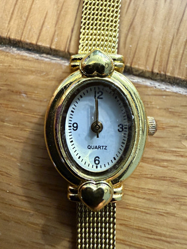 Women oval quartz analogue - women's,