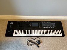 Roland Fantom 7 EX keyboard