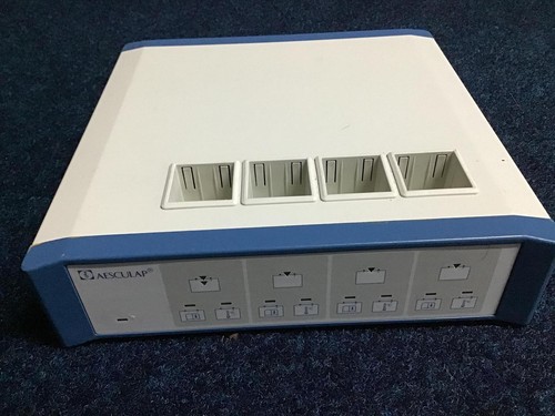 Aesculap battery charger