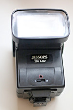 jessops 220 ABZ Electronic Flash auto bounce zoom For film cameras