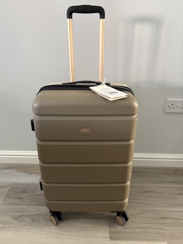 Bnwt radley lexington - lexington, wheel