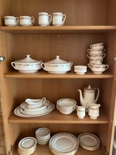 Paragon & Royal Albert Belinda