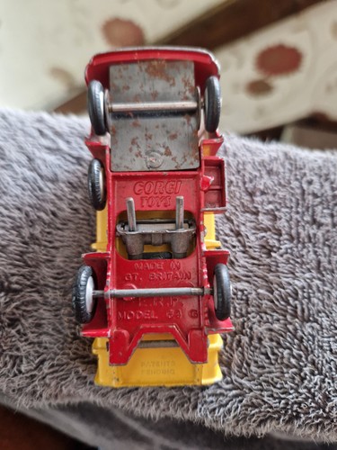 Corgi toys tipper truck - corgi,
