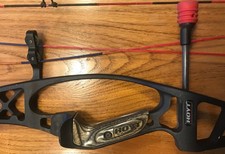 Hoyt XTS Pro compound bow RH