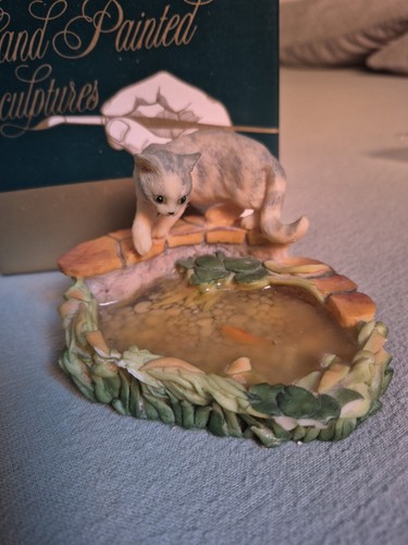 Aynsley sculpture cat and - and, pond