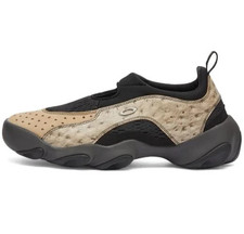 Oakley FT Flesh Slip on Trainers Ostrich Brown Size UK. 10.5