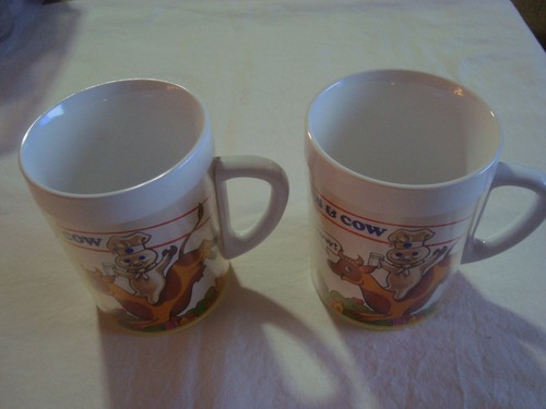 Vintage 1975 pillsbury dough - 1975,
