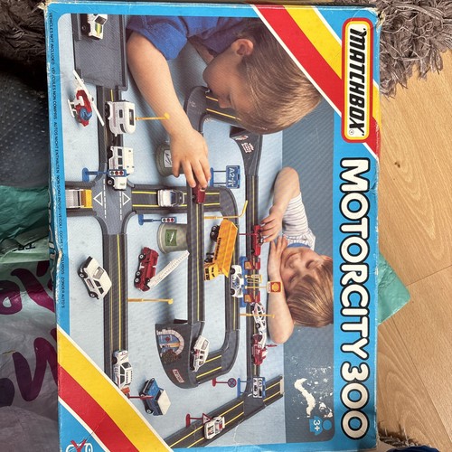 Matchbox motorcity 300 - matchbox,