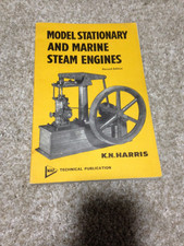 MODEL STATIONARY AND MARINE