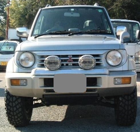 Mitsubishi pajero junior 4wd - mitsubishi,