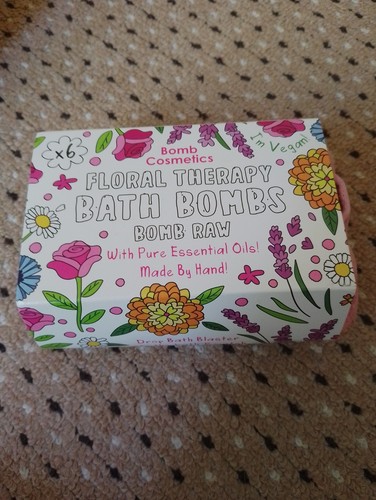 Women bomb cosmetics floral - women's,