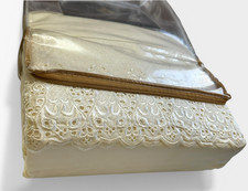 Vtg Embroidered  Bed Sheet Set