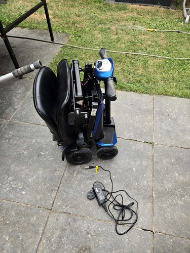 Folding mobility scooter - folding,