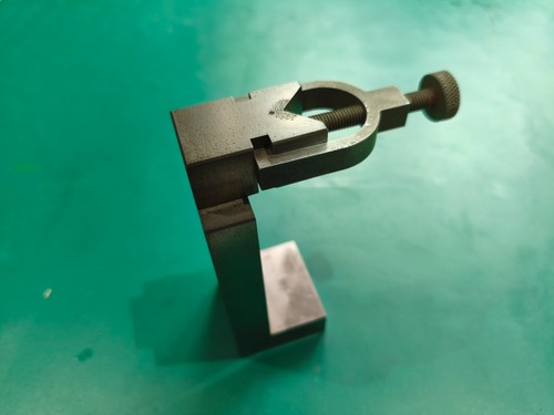 Block pin holder custom - v-block,