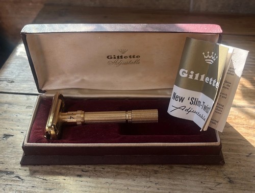 Gillette 22ct gold slim - 22ct, twist