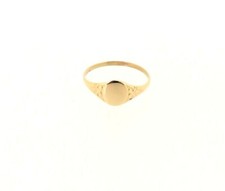 Solid 9ct Yellow Gold Engraved Oval Signet Ring Ladies Minimal Small Pinky Ring
