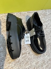 New next girl shoes school