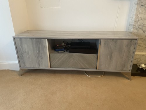 Stand and cabinet storage - stand,