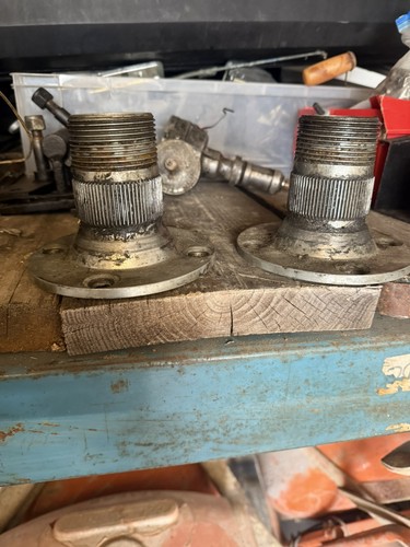 Mgb front wire wheel - mgb,