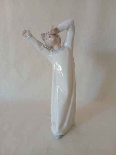 Lladro figure boy awakening - 'boy, awakening'