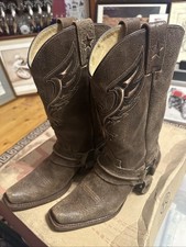 Roper Men’s Cowboy Boots. Amazing Condition. UK Size 9. With Box Distressed.