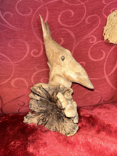 Hand carved dolphin jemenepes - hand,