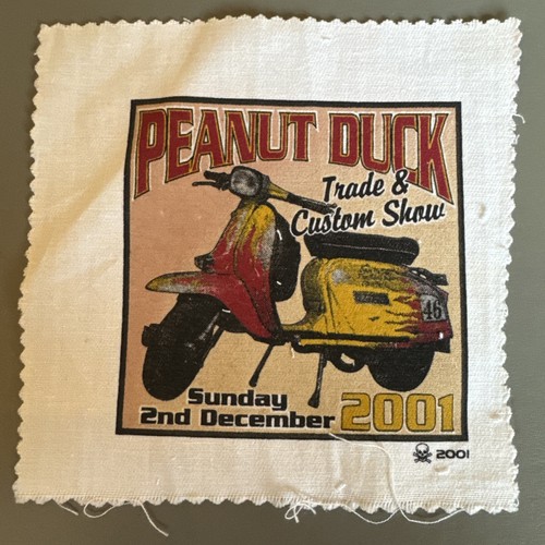 2001 peanut duck - peanut,