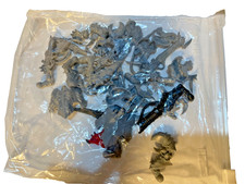 BITZ BOX  Tyranid  Hive Tyrant Carnifex 4th edition bitz 40k plus manuals