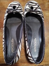 Aerosoles  white, black, Ladies shoes 7, mary jane style, bow, summer, soft