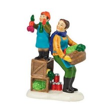 Dept 56  WINTER FUN AT THE