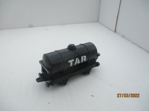Ertl tar wagon from thomas - tar,