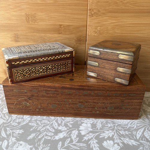 Small wooden boxes brass inlay - wooden,