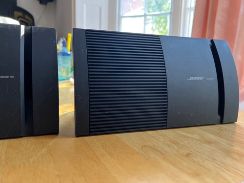 Bose model 100 speakers pair - bose,