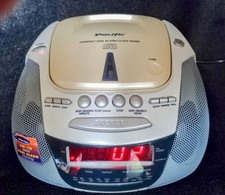 Pacific Alarm Clock Radio PCR55W CD Player  Tested Working