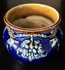 BEAUTIFUL ROYAL DOULTON SMALL