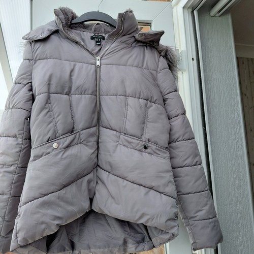 Ladies grey hooded quilted - grey,