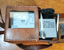 Vintage Robin M500 Megohm Ohm-Meter Continuity Tester in Original Leather Case