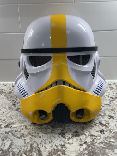 Star wars the black series - star,