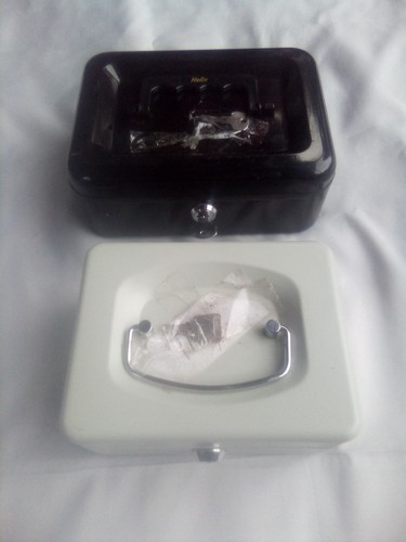 Metal cash boxes with keys - with,